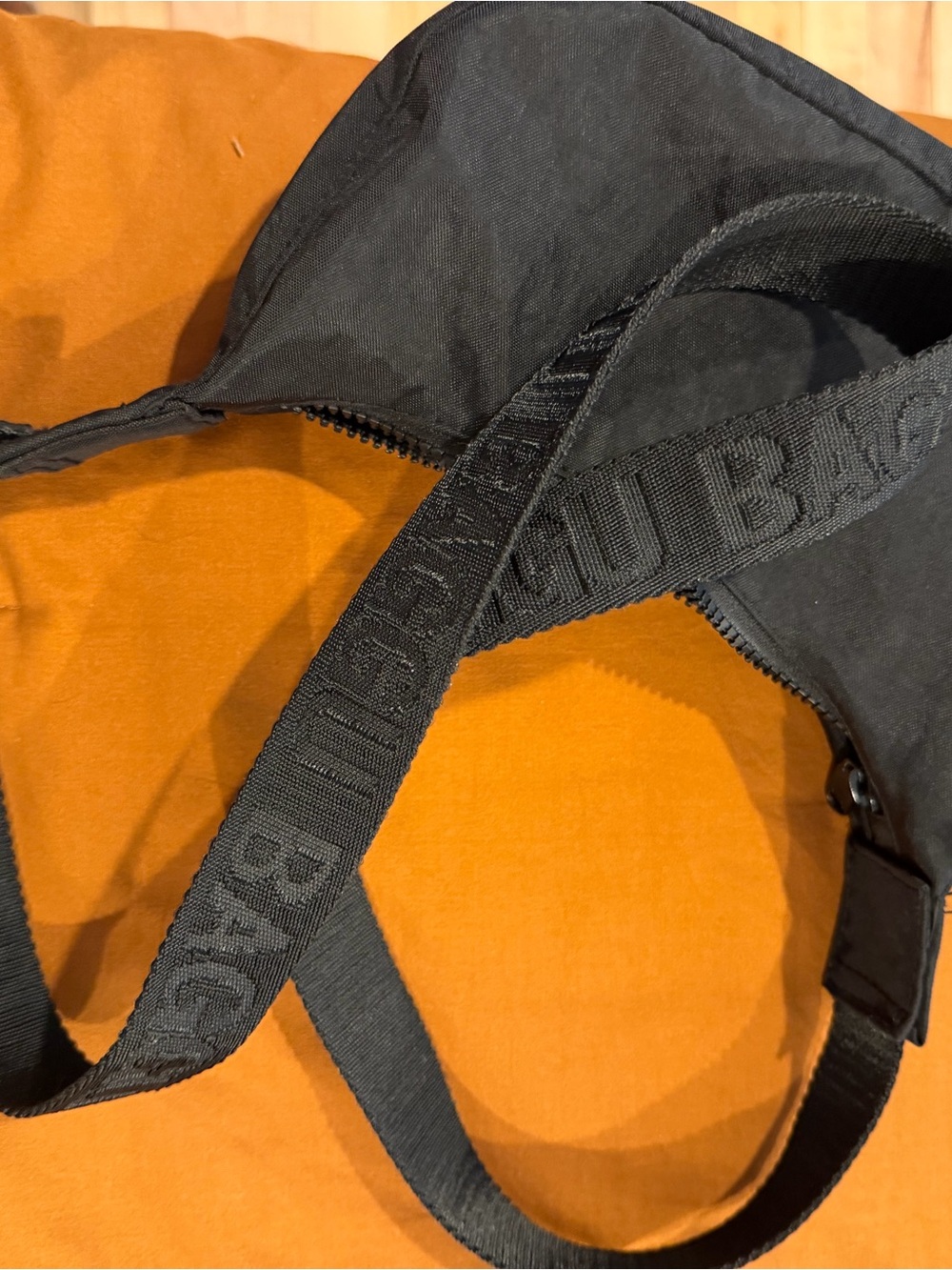 Mini Baggu crescent bag